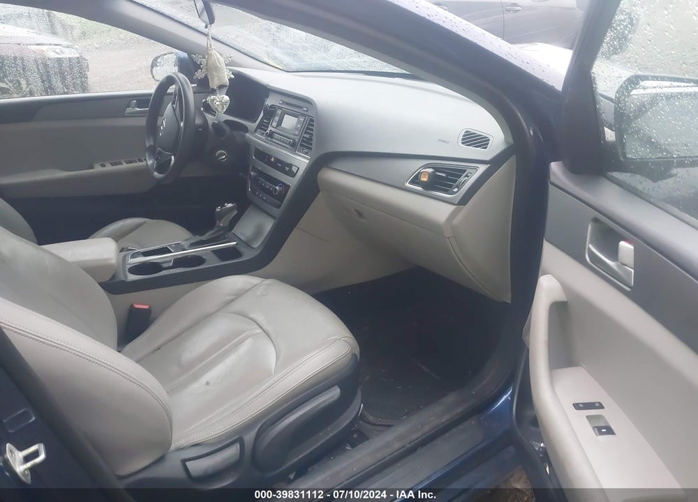 2015 HYUNDAI SONATA SE VIN: 5NPE24AF9FH225006