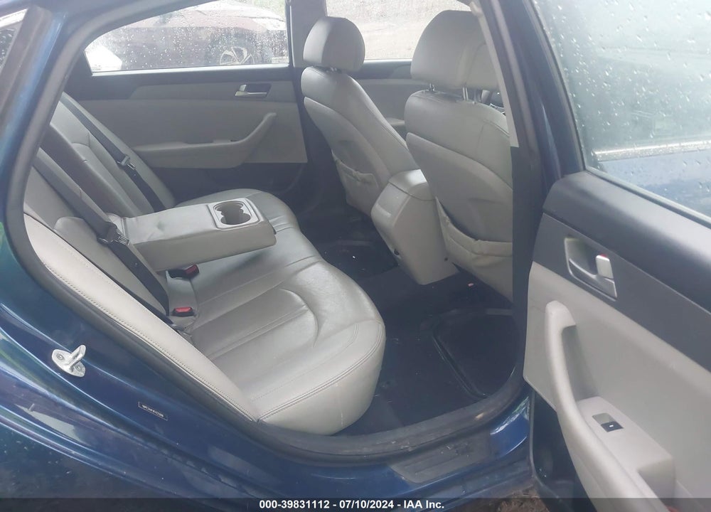 2015 HYUNDAI SONATA SE VIN: 5NPE24AF9FH225006