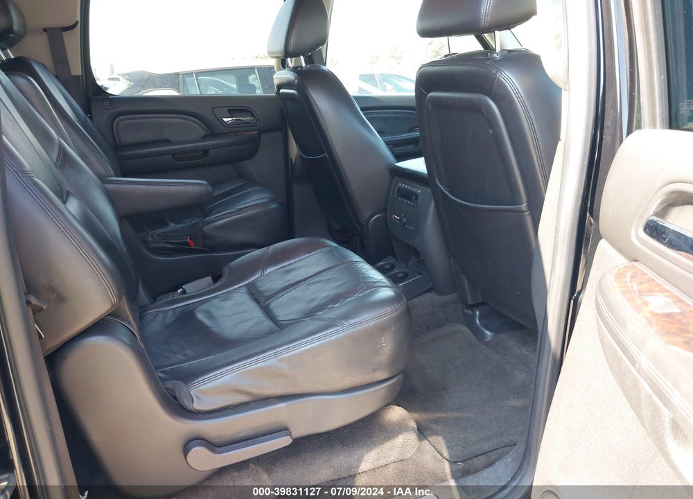 2009 GMC YUKON XL 1500 DENALI VIN: 1GKFK06279R191992