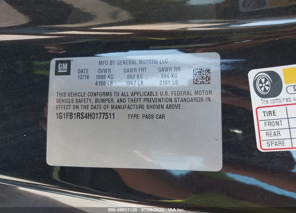 2017 CHEVROLET CAMARO 1LT VIN: 1G1FB1RS4H0177511