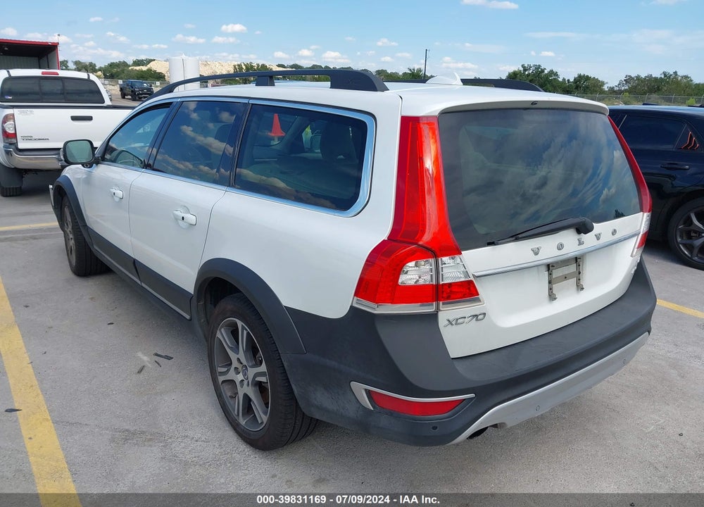2015 VOLVO XC70 T6 PLATINUM VIN: YV4902ND7F1197327