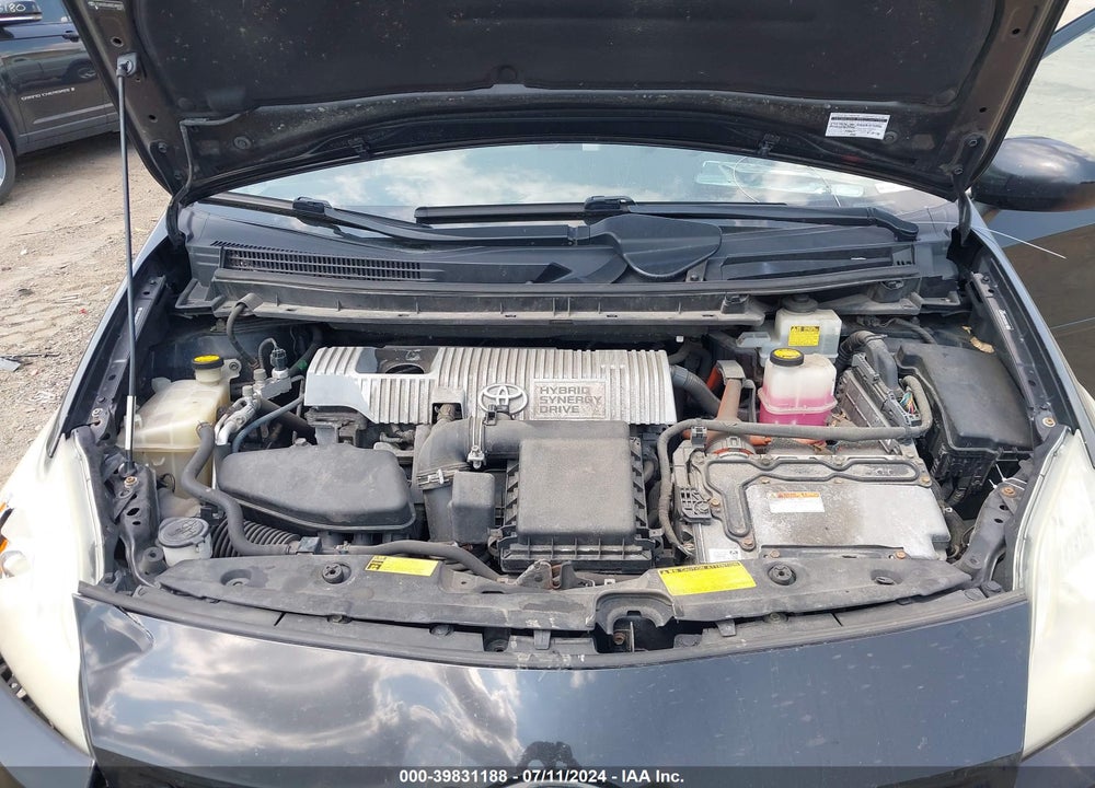 2011 TOYOTA PRIUS TWO VIN: JTDKN3DU6B0248930