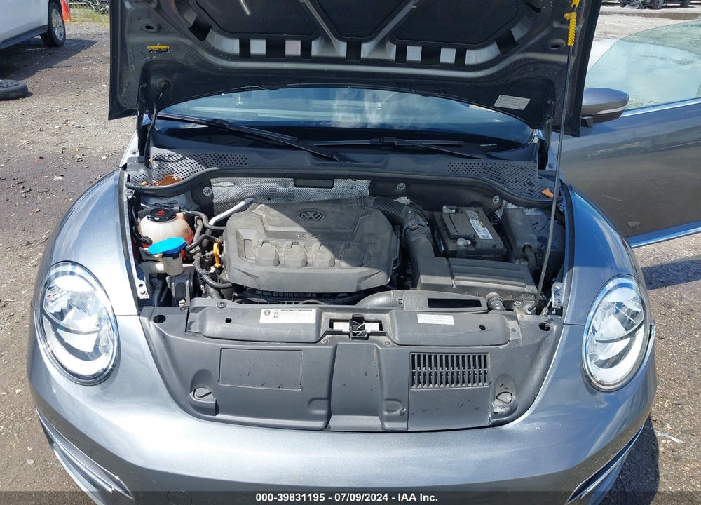 2018 VOLKSWAGEN BEETLE 2.0T COAST/2.0T S/2.0T SE VIN: 3VW5DAAT9JM515406