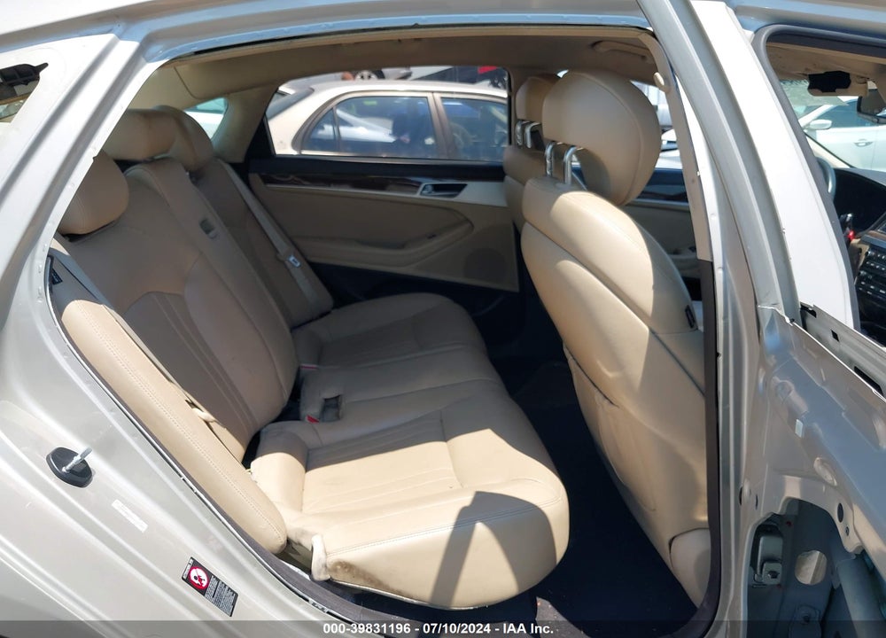 2015 HYUNDAI GENESIS 3.8 VIN: KMHGN4JE1FU062084