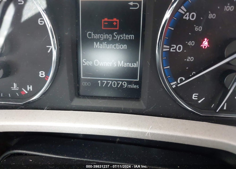 2016 TOYOTA RAV4 XLE VIN: 2T3RFREV4GW452845