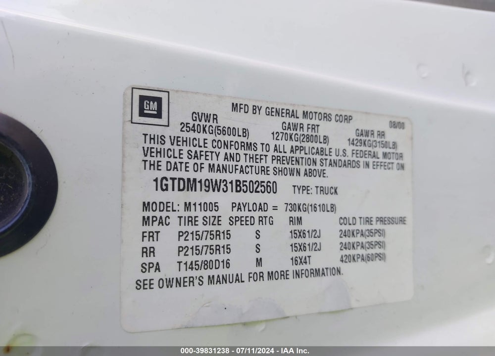 2001 GMC SAFARI SL VIN: 1GTDM19W31B502560