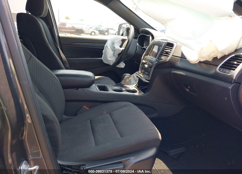2019 JEEP GRAND CHEROKEE LAREDO E 4X2 VIN: 1C4RJEAG5KC802753