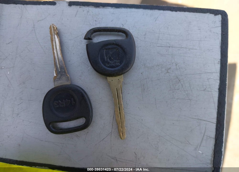 2000 SATURN SL2 VIN: 1G8ZK5277YZ185643