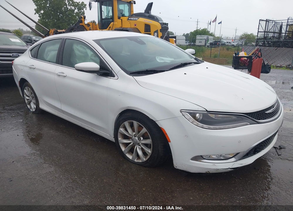 2015 CHRYSLER 200 C VIN: 1C3CCCCB6FN624419