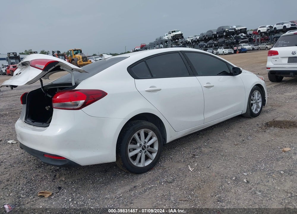 2017 KIA FORTE LX VIN: 3KPFL4A76HE133062