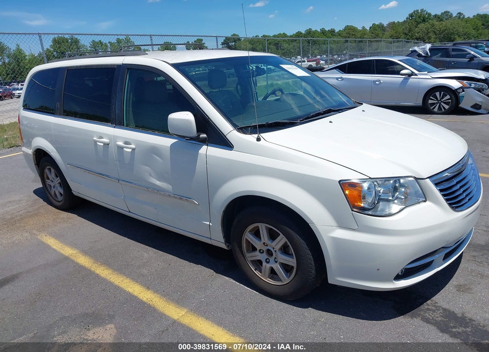 2013 CHRYSLER TOWN & COUNTRY TOURING VIN: 2C4RC1BG0DR556366
