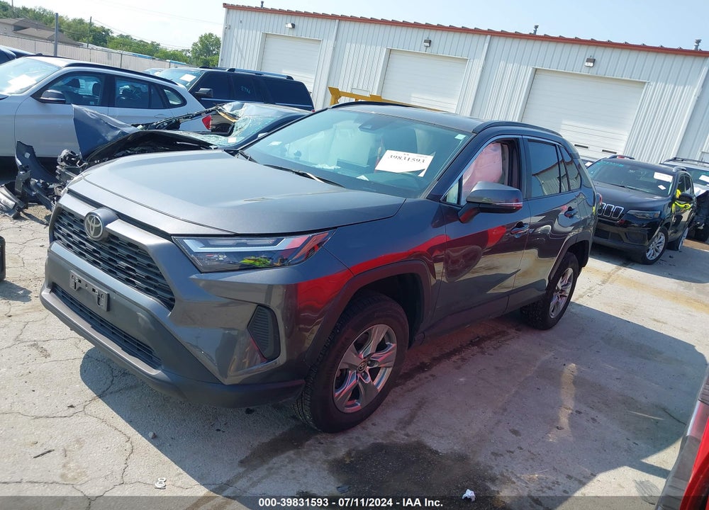 2022 TOYOTA RAV4 XLE VIN: 2T3P1RFV2NC300033