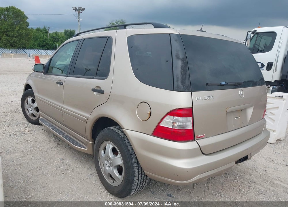 2003 MERCEDES-BENZ ML 320 VIN: 4JGAB54E83A377462