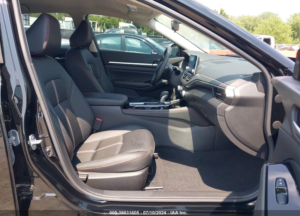 2024 NISSAN ALTIMA SR FWD VIN: 1N4BL4CV0RN311965