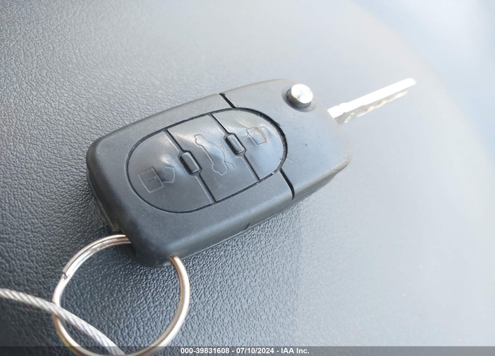 2004 AUDI TT 1.8L VIN: TRUWT28N141002438