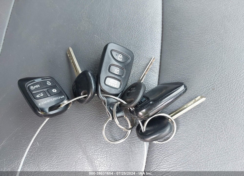2011 HYUNDAI SONATA GLS VIN: 5NPEB4AC1BH053781