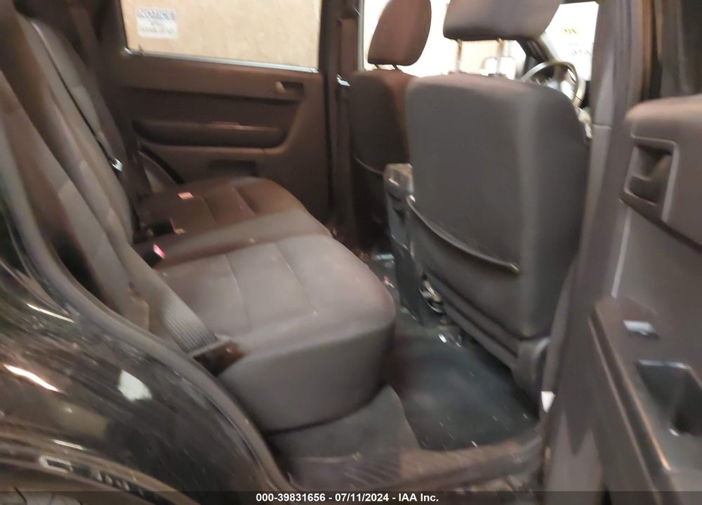 2010 FORD ESCAPE XLT VIN: 1FMCU0D73AKB51571