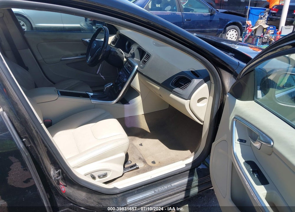 2013 VOLVO S60 T5/T5 PLATINUM/T5 PREMIER/T5 PREMIER PLUS VIN: YV1612FS8D2184944