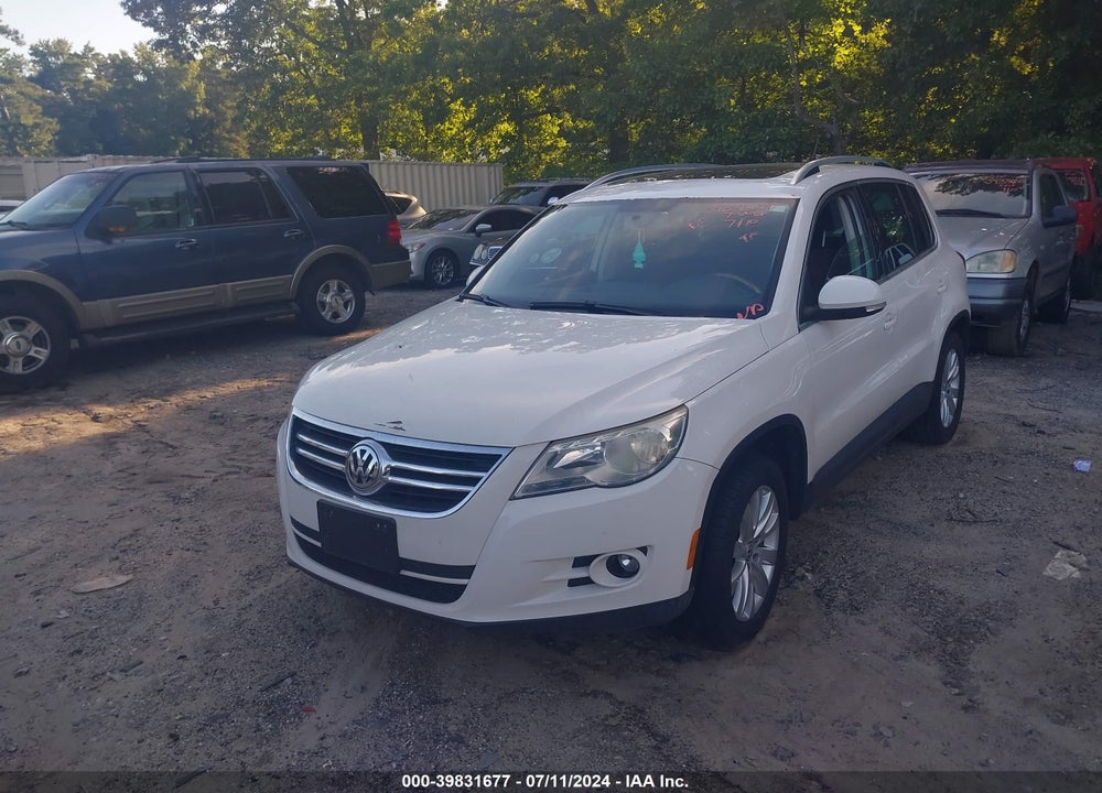 2009 VOLKSWAGEN TIGUAN SE VIN: WVGAV75N39W525983