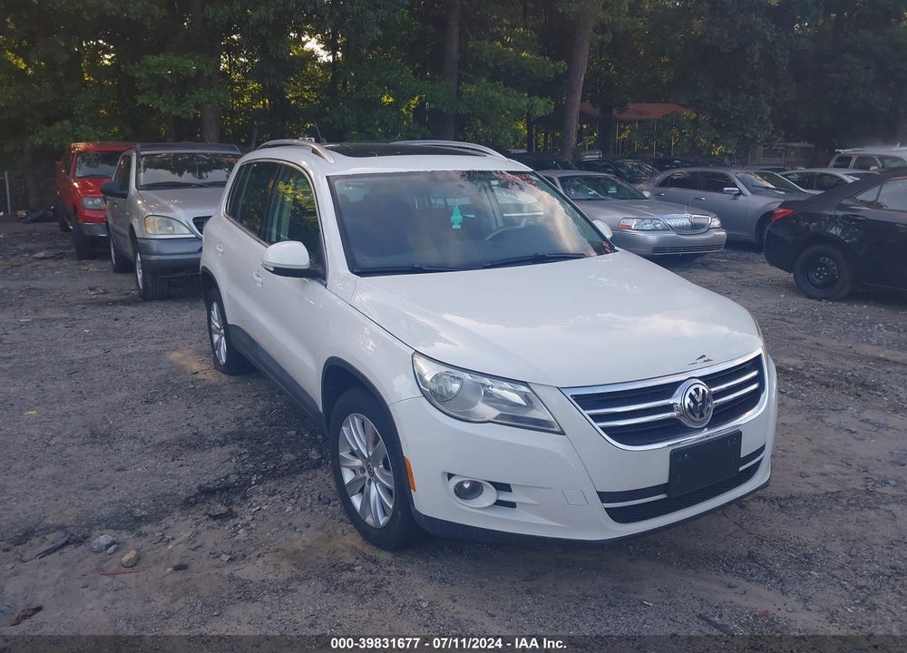 2009 VOLKSWAGEN TIGUAN SE VIN: WVGAV75N39W525983