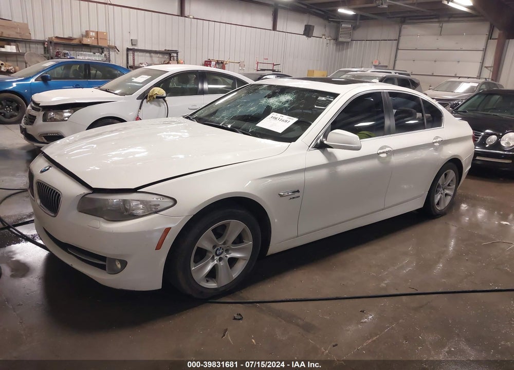 2012 BMW 528I XDRIVE VIN: WBAXH5C50CDW11149