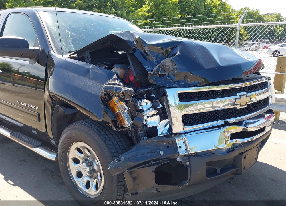 2011 CHEVROLET SILVERADO 1500 LS VIN: 3GCPCREA2BG319507
