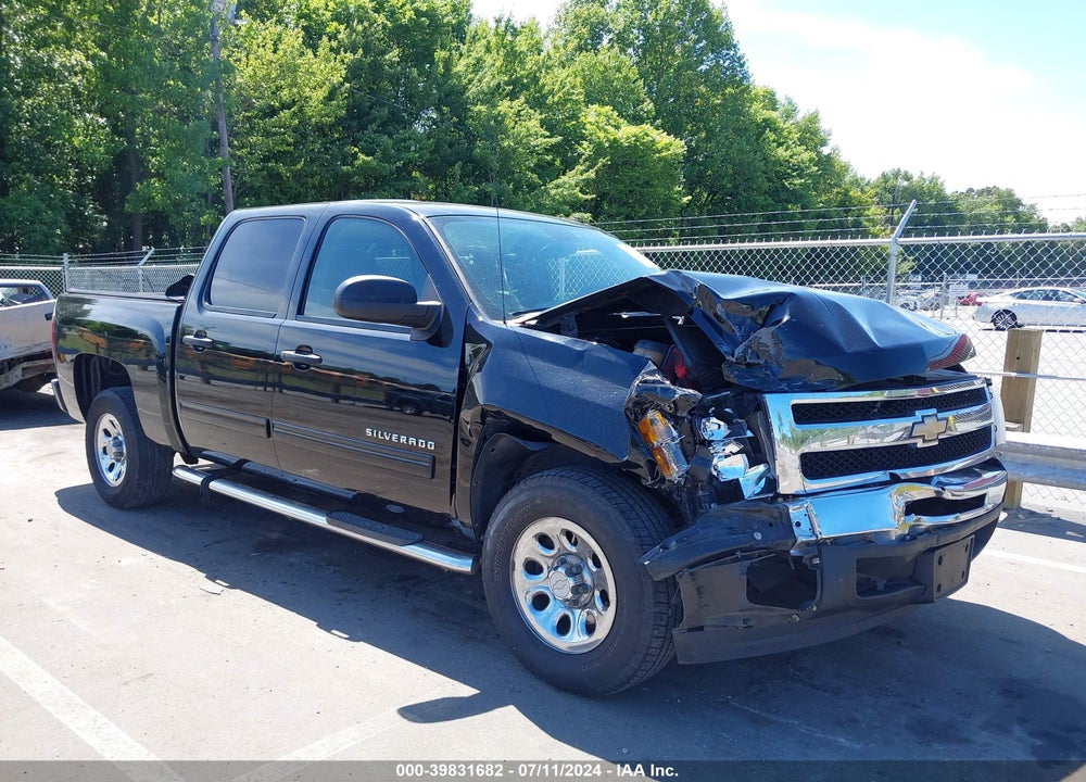 2011 CHEVROLET SILVERADO 1500 LS VIN: 3GCPCREA2BG319507