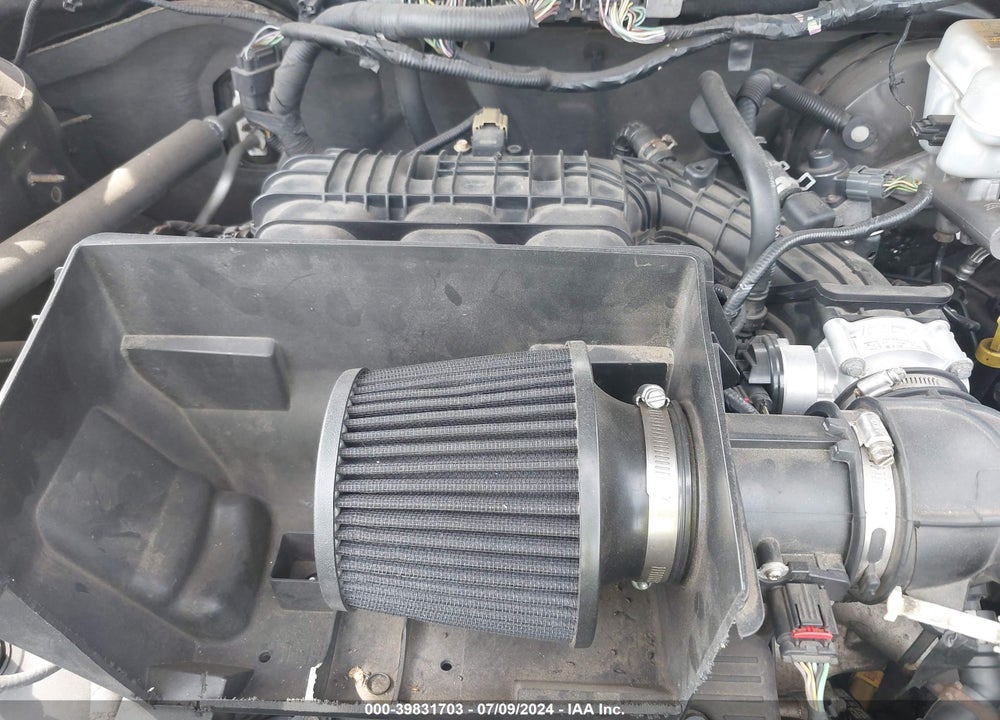 2009 FORD ESCAPE XLT VIN: 1FMCU93G89KD15804