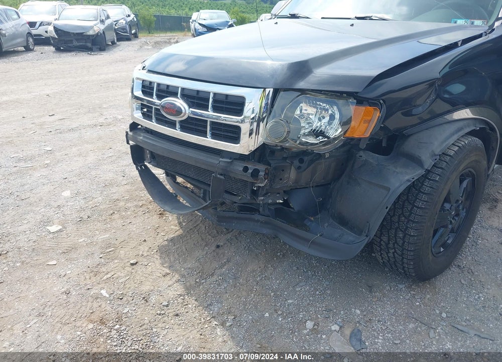 2009 FORD ESCAPE XLT VIN: 1FMCU93G89KD15804