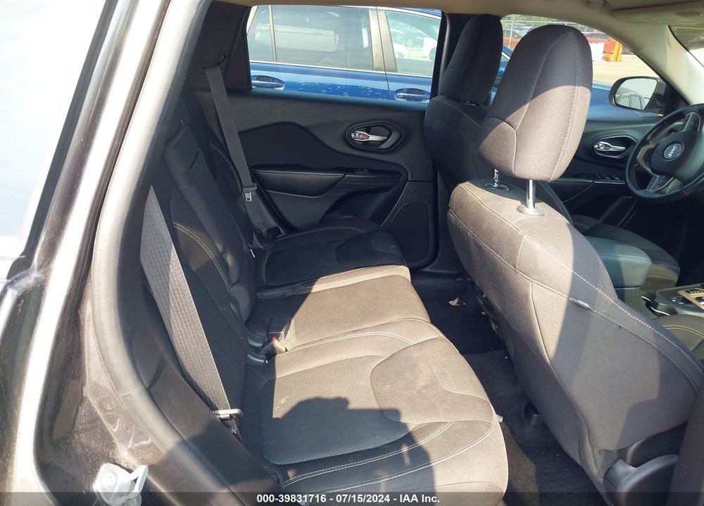 2016 JEEP CHEROKEE ALTITUDE VIN: 1C4PJMCS6GW235431