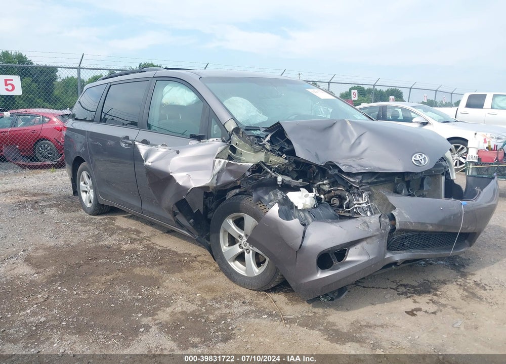 2011 TOYOTA SIENNA LE V6 VIN: 5TDKK3DC5BS116030