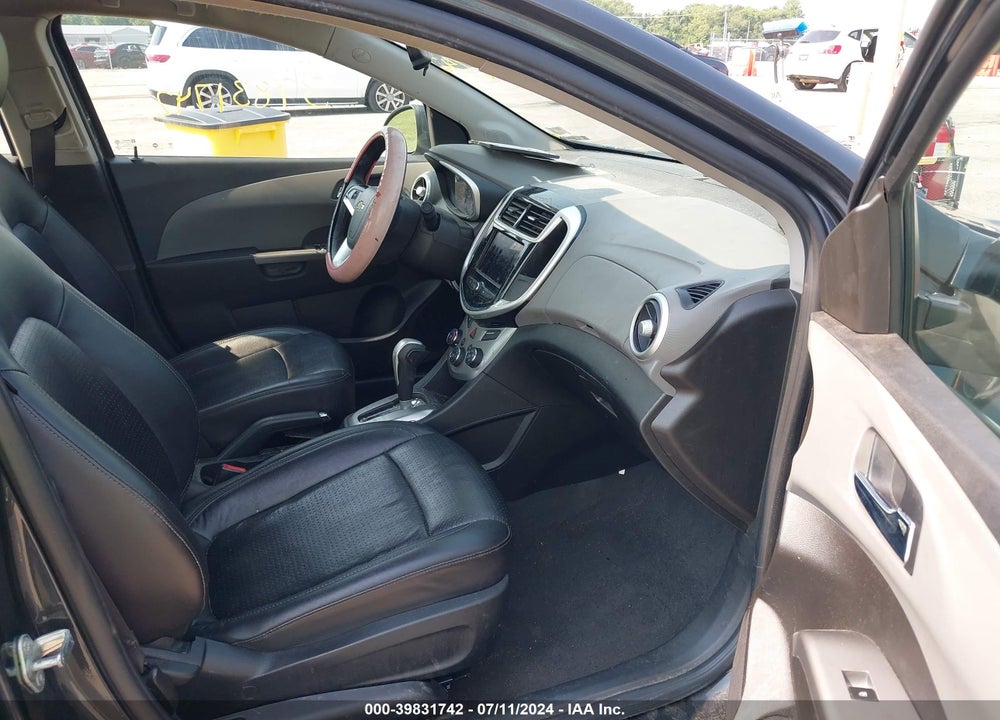 2020 CHEVROLET SONIC FWD  PREMIER VIN: 1G1JF5SB4L4121277