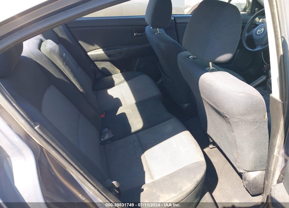 2008 MAZDA 3 I TOURING VALUE VIN: JM1BK32G581138007