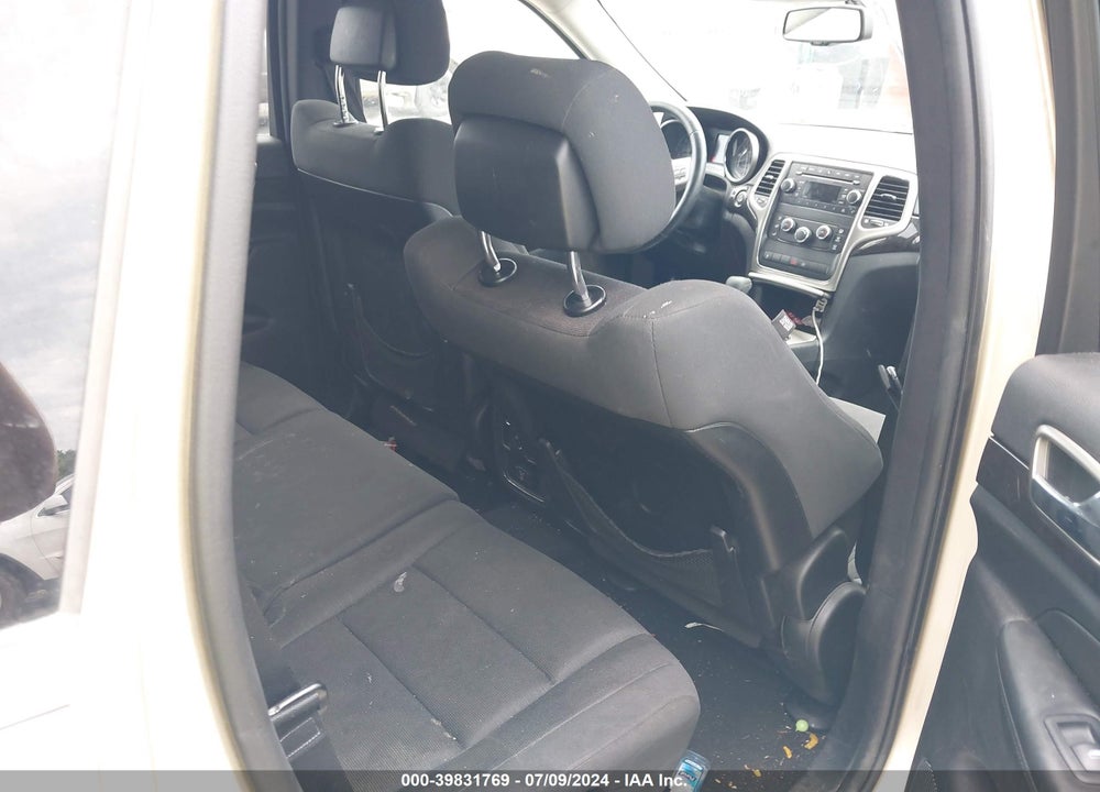 2012 JEEP GRAND CHEROKEE LAREDO VIN: 1C4RJEAG5CC162447