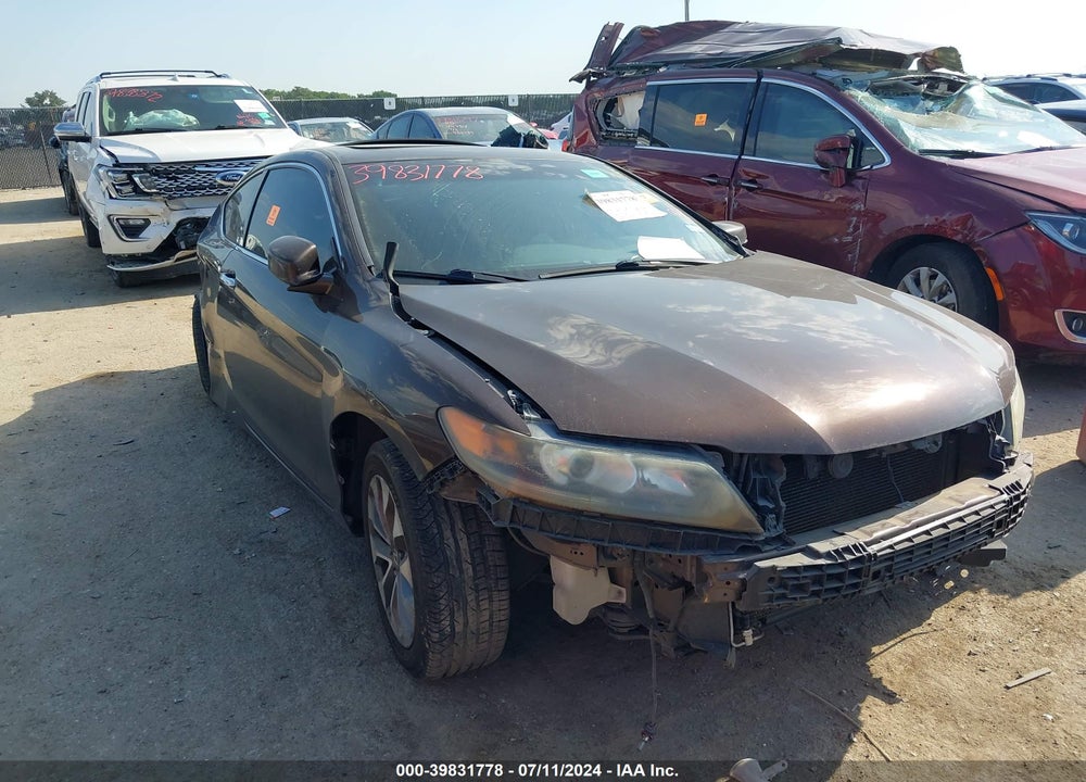 2014 HONDA ACCORD EX VIN: 1HGCT1B70EA016688