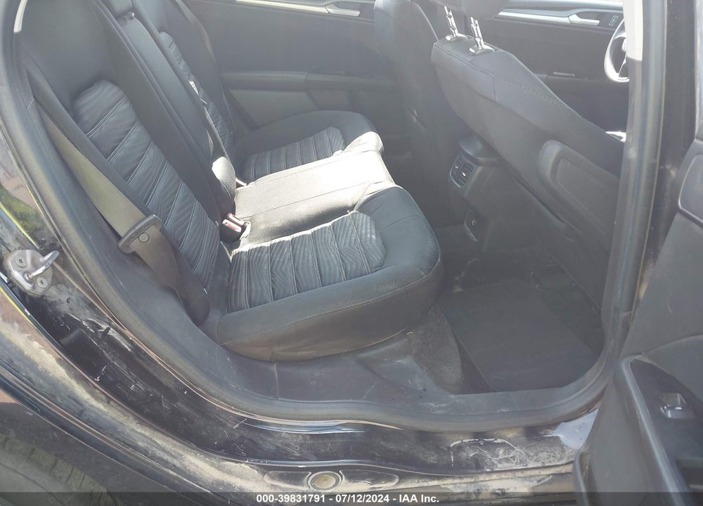 2016 FORD FUSION SE VIN: 3FA6P0H74GR227800