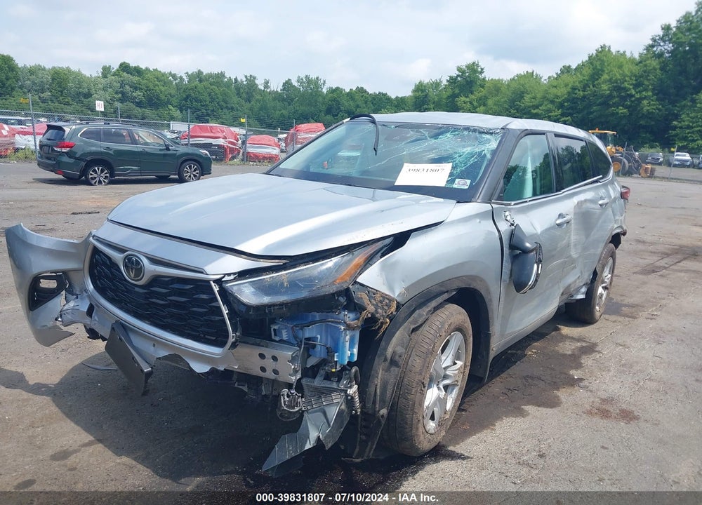 2022 TOYOTA HIGHLANDER VIN: 5TDBZRBH5NS193837