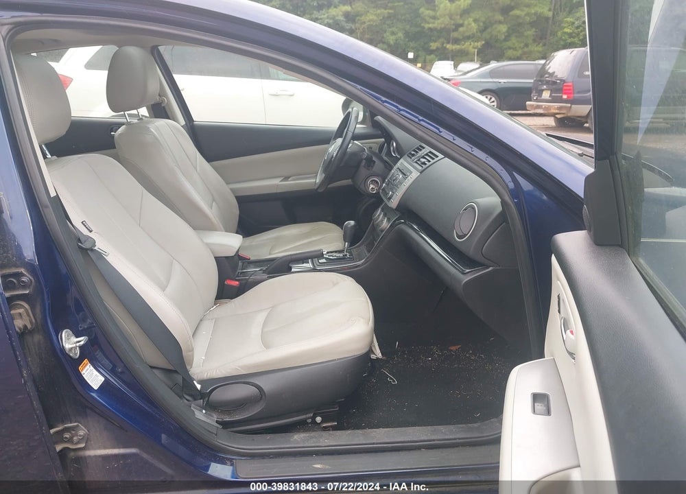 2010 MAZDA 6 I TOURING PLUS VIN: 1YVHZ8CH8A5M13338