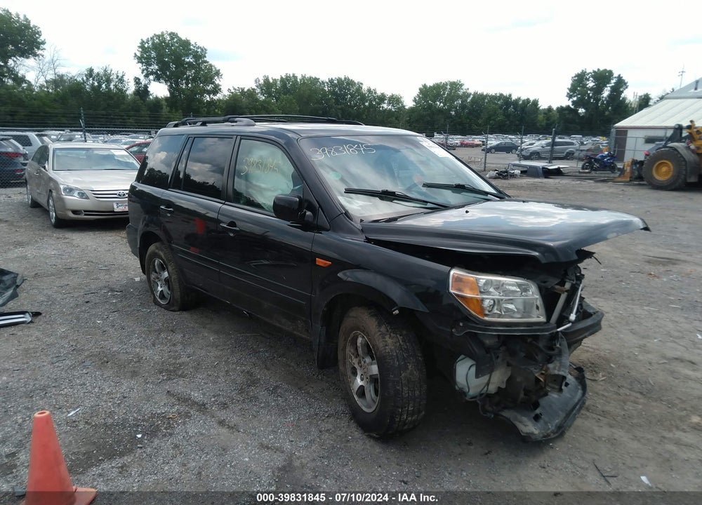 2008 HONDA PILOT EX-L VIN: 5FNYF186X8B020608