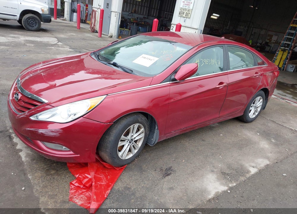 2013 HYUNDAI SONATA GLS VIN: 5NPEB4AC3DH719350
