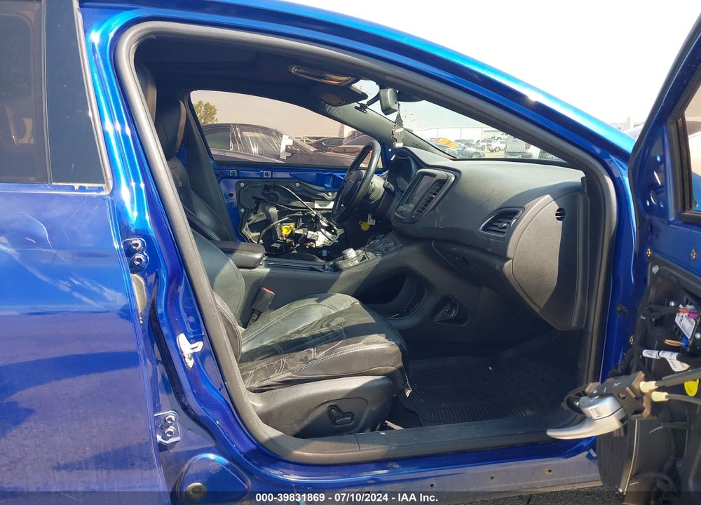 2015 CHRYSLER 200 S VIN: 1C3CCCBG4FN531105