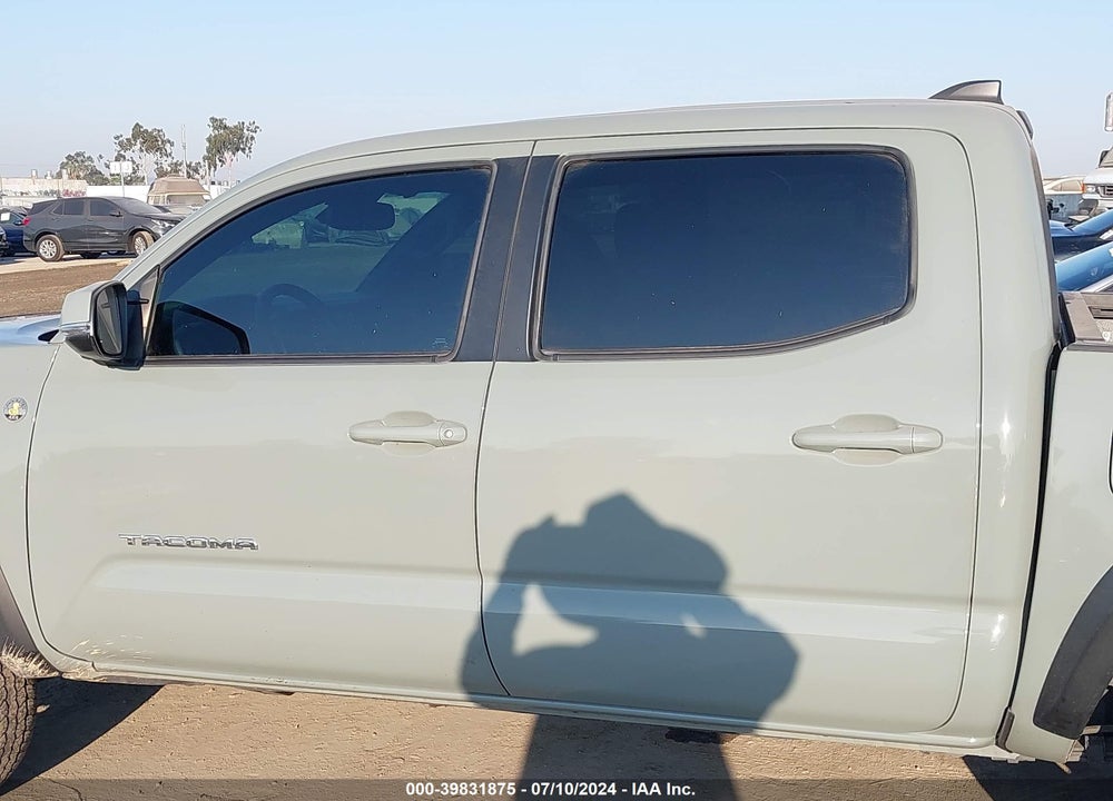 2022 TOYOTA TACOMA TRD OFF ROAD VIN: 3TMCZ5ANXNM516185