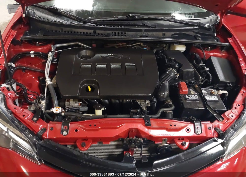 2018 TOYOTA COROLLA LE VIN: 2T1BURHE6JC076430