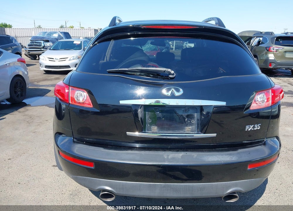 2005 INFINITI FX35 VIN: JNRAS08U35X110304