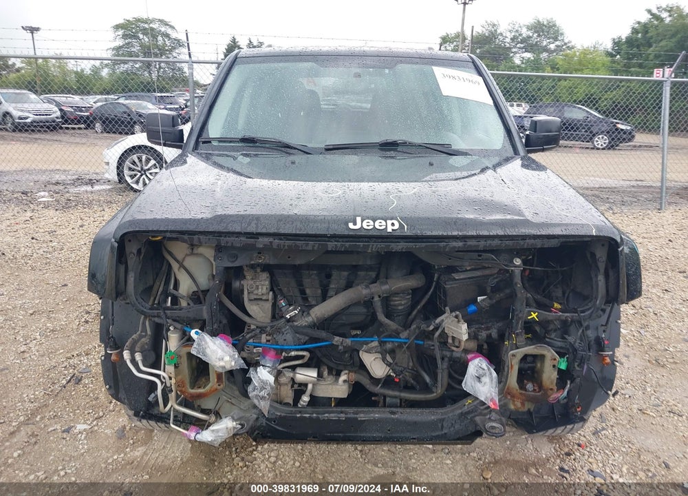 2013 JEEP PATRIOT LATITUDE VIN: 1C4NJRFB6DD158129
