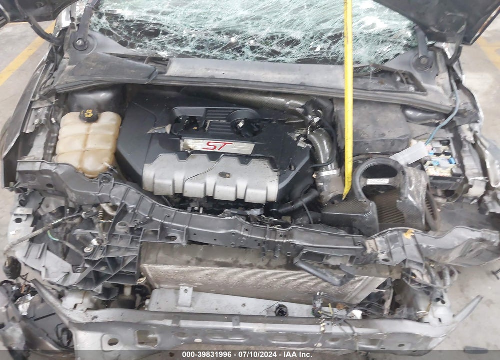 2018 FORD FOCUS VIN: 1FADP3L9XJL247525