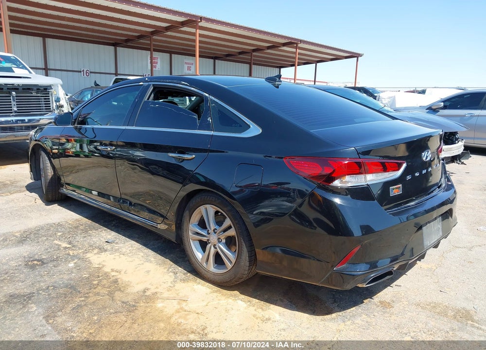 2018 HYUNDAI SONATA SPORT VIN: 5NPE34AF0JH642939