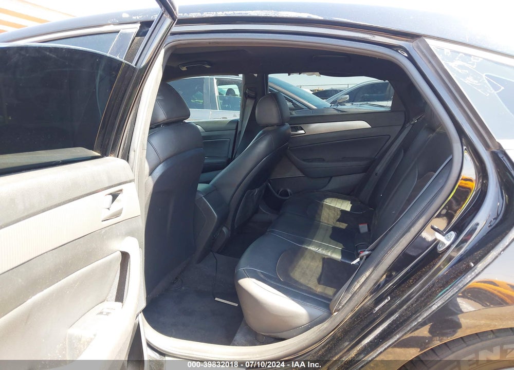 2018 HYUNDAI SONATA SPORT VIN: 5NPE34AF0JH642939