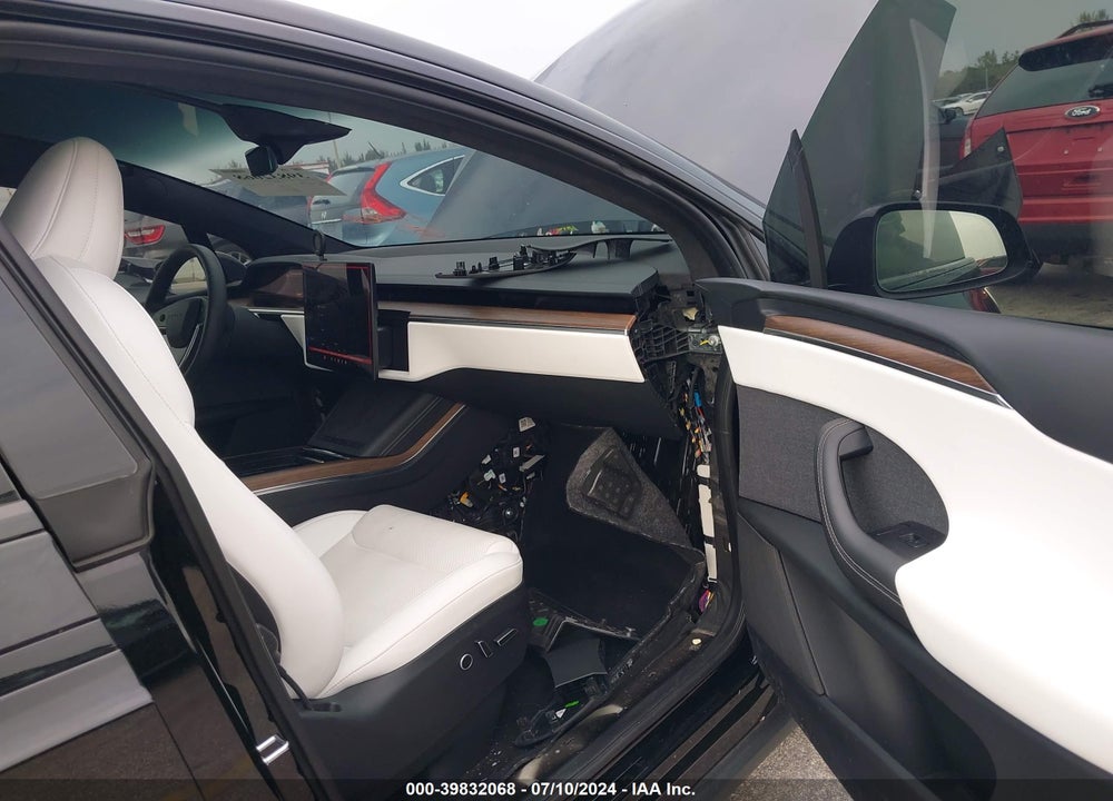 2023 TESLA MODEL X VIN: 7SAXCDE52PF368874