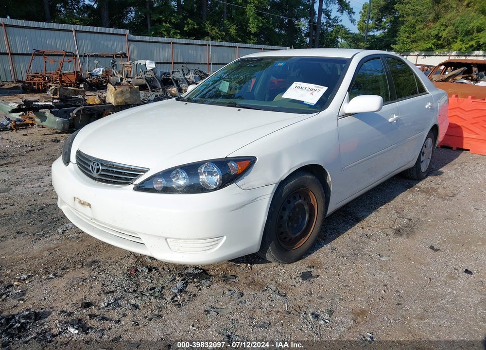 2005 TOYOTA CAMRY LE VIN: 4T1BE32K75U582491